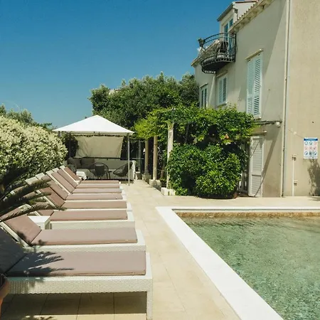 Deluxe Marghareta Apartment