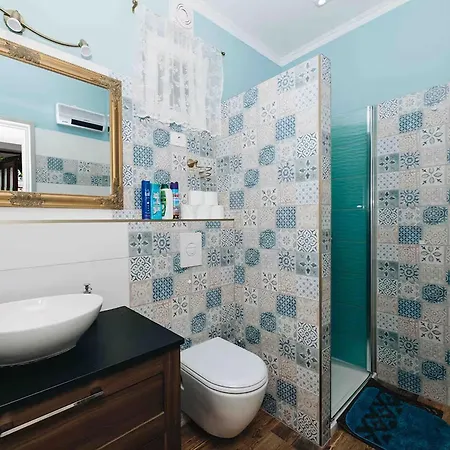 Апартаменты Deluxe Marghareta *